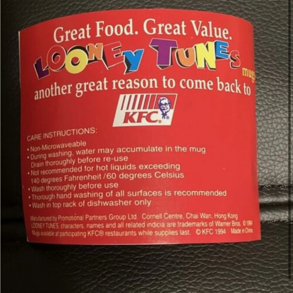 Bugs Bunny Looney Tunes Collector Mug NEW In Package KFC Promo 1994
